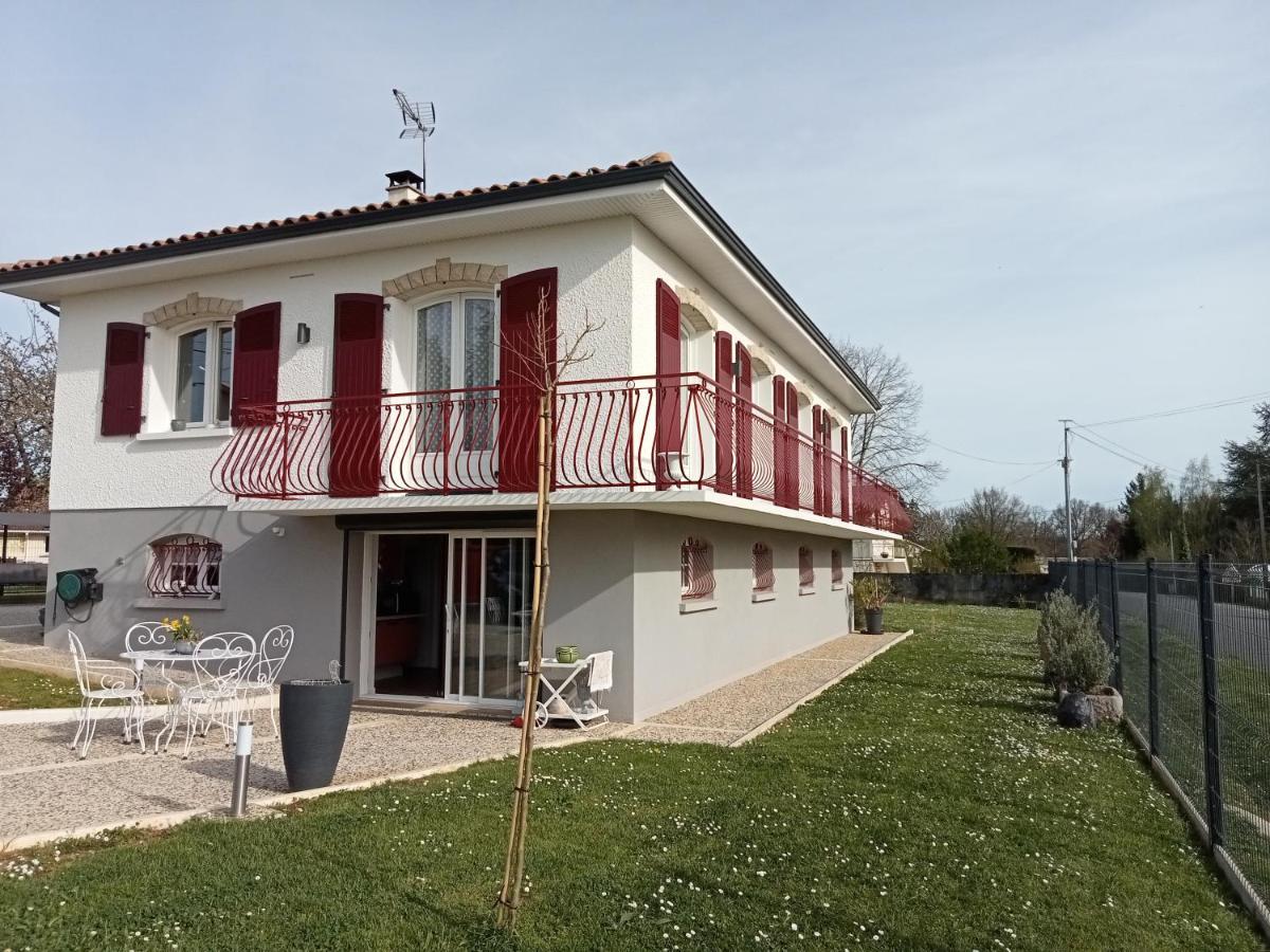 Chambre Privative Avec Salle D'Eau Chasseneuil-sur-Bonnieure Kültér fotó